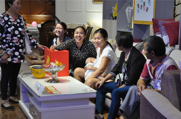 营山博美装饰城开业抽奖活动